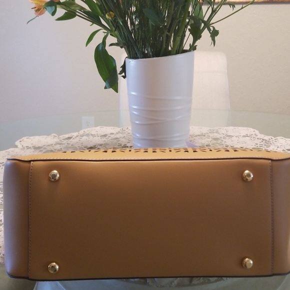 Gianni Nataro Leather Tan Satchel - Picture 5 of 11